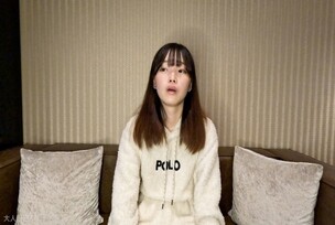 FC2-PPV-4661219 [Amateur first shoot] Haru (19) 158cm 45kg, slender and cute, but she listens to everything I say, so I got on her and creampied her, then I made her read a novel while teasing her with toys, penetrated her anus, and finally did an ATM.